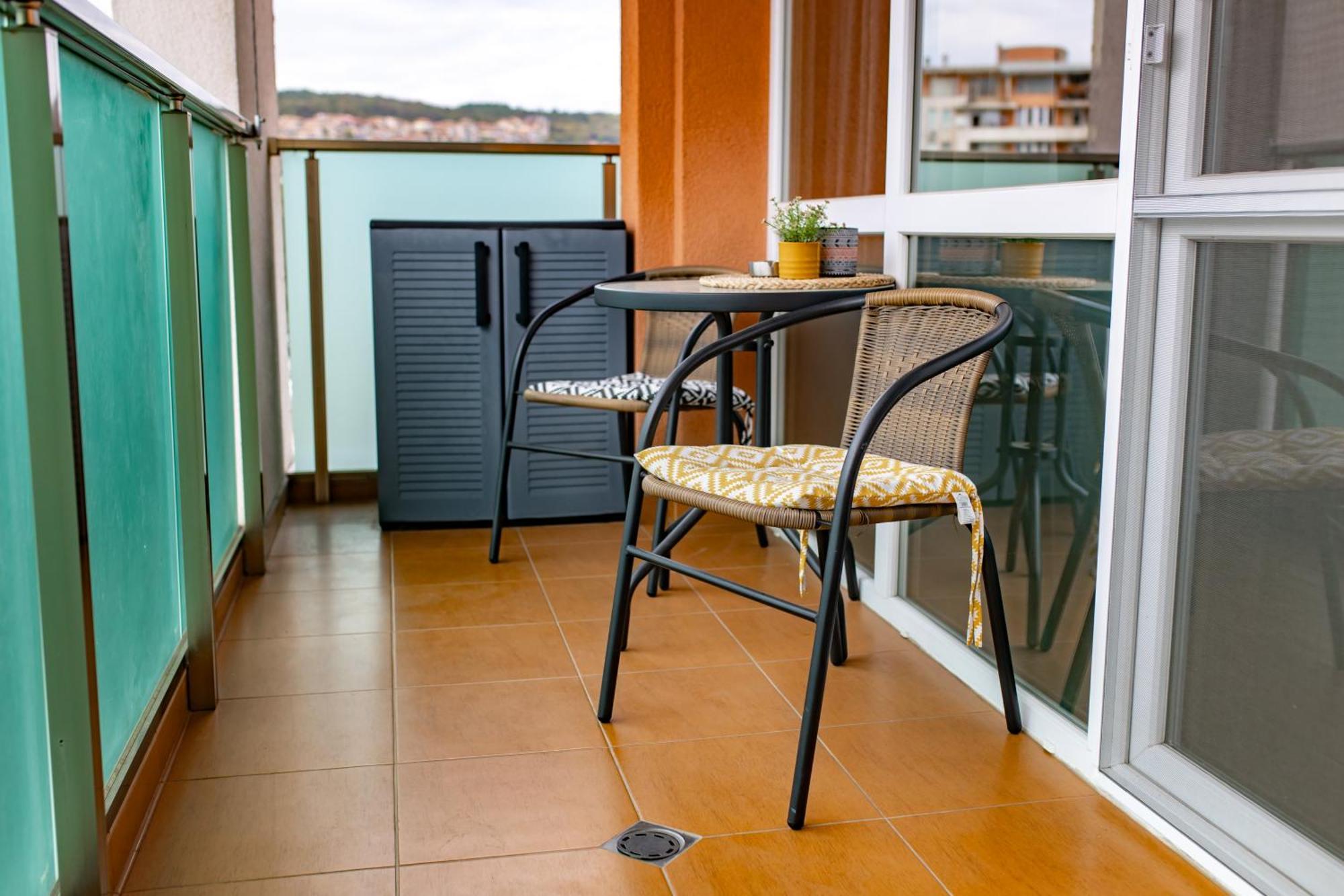 Happy Town Apartments Veliko Tarnovo Buitenkant foto