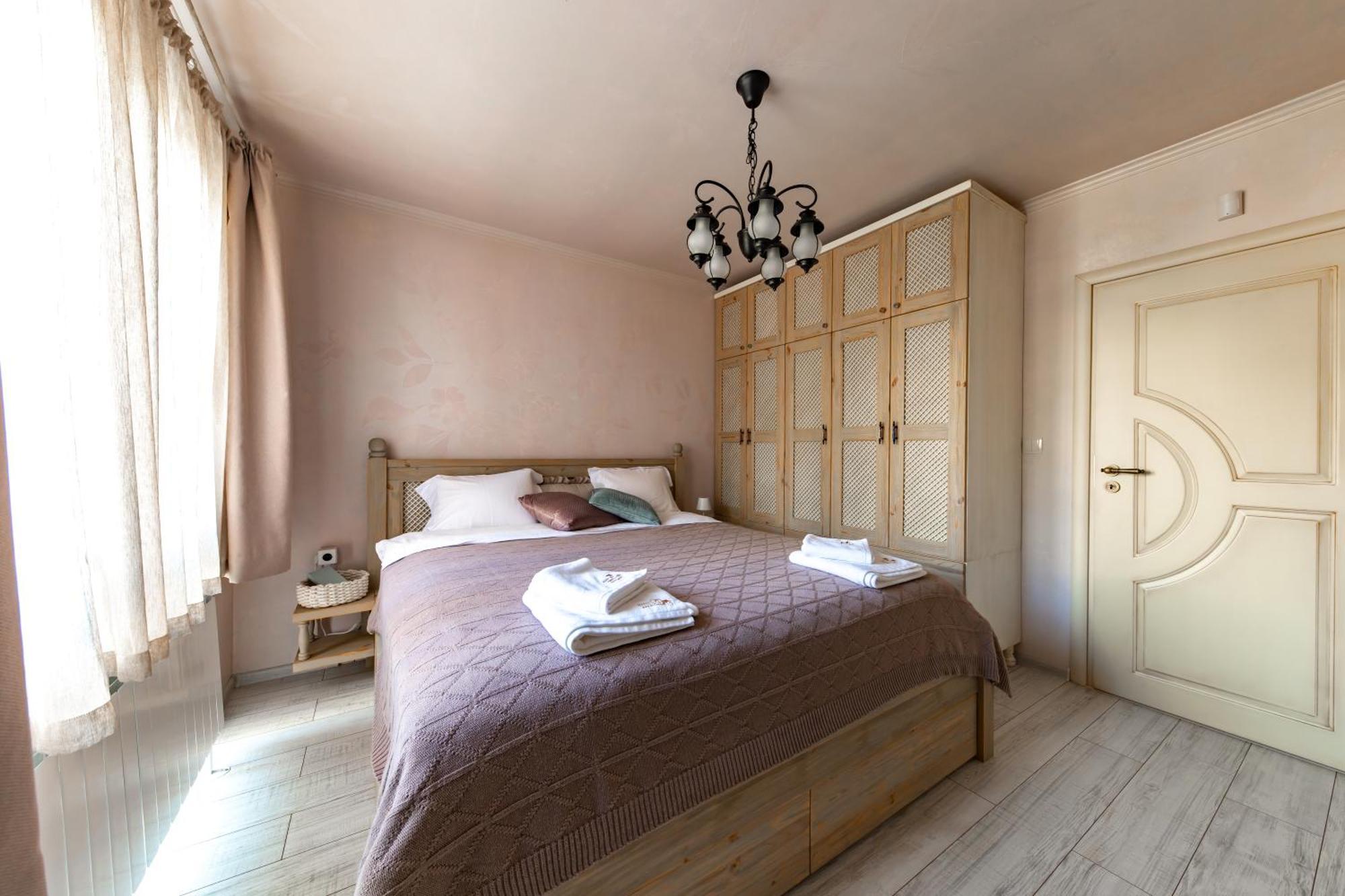 Happy Town Apartments Veliko Tarnovo Buitenkant foto